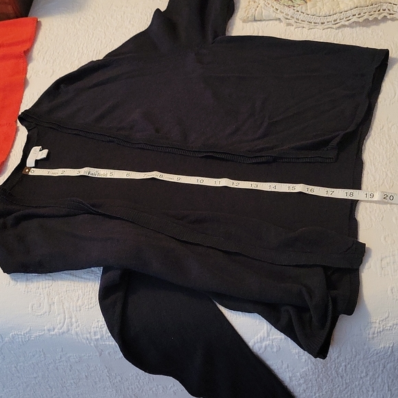 JJILL 2 lightweight Spring/Summer cardigans - Picture 9 of 9